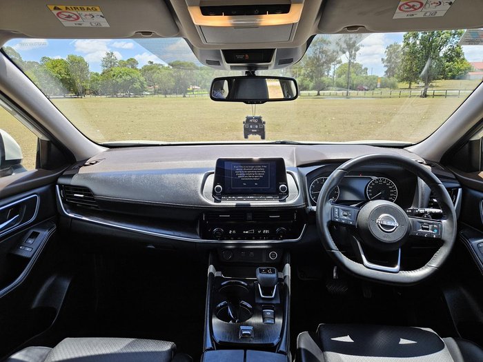 2024 Nissan X-TRAIL ST-L