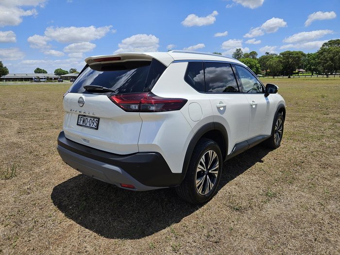 2024 Nissan X-TRAIL ST-L