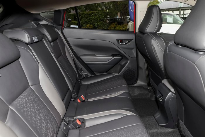 2025 Subaru Impreza 2.0S S-Edition