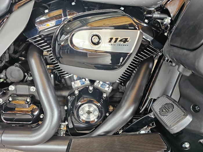 2024 Harley-davidson FLHTK ULTRA LIMITED Vivid Black