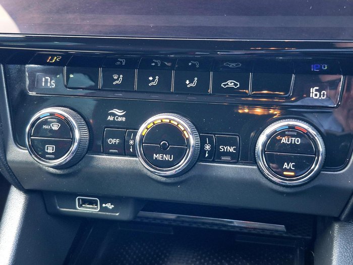 2019 SKODA Octavia RS 245 NE MY19 Race Blue