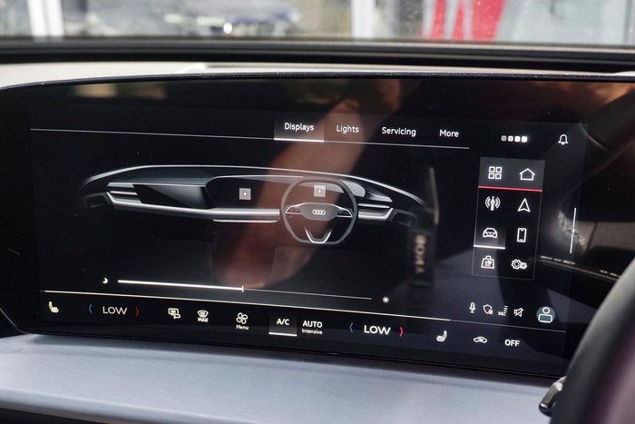 2025 Audi Q5 TFSI 150kW