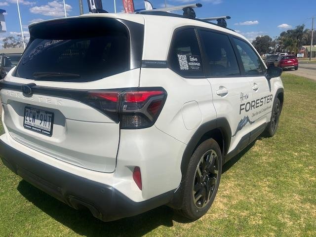 2026 Subaru Forester Touring S6 MY26 AWD Crystal White
