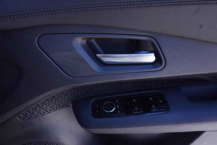 2025 Nissan Ariya Advance