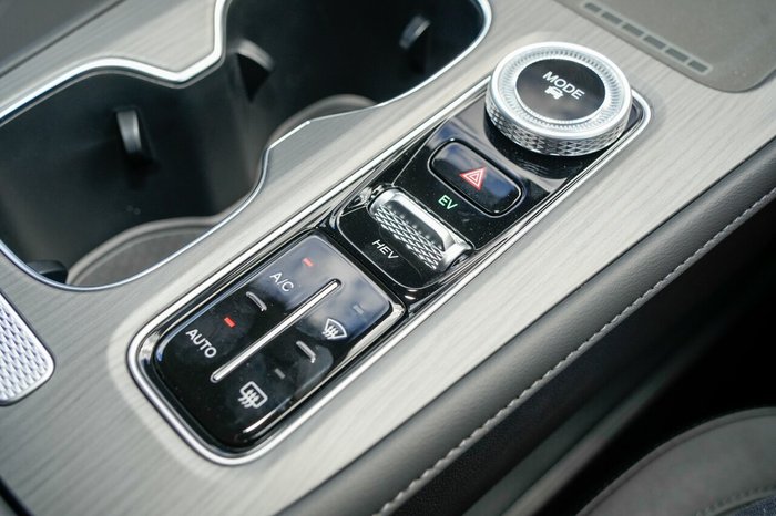 2025 Chery Tiggo 8 Super Hybrid Urban