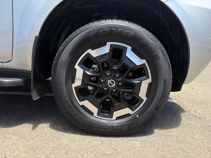 2025 Nissan Navara ST-X