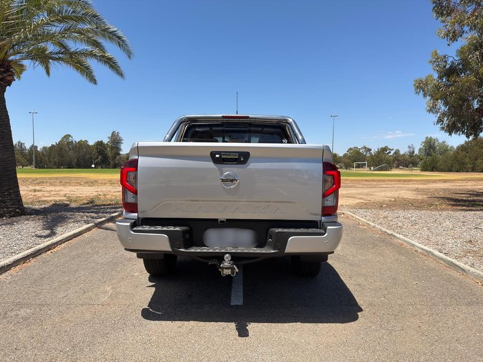 2025 Nissan Navara ST-X