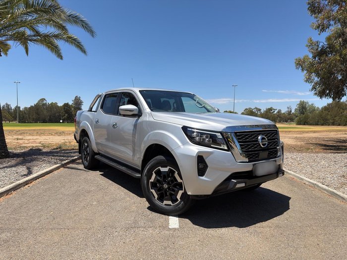 2025 Nissan Navara ST-X