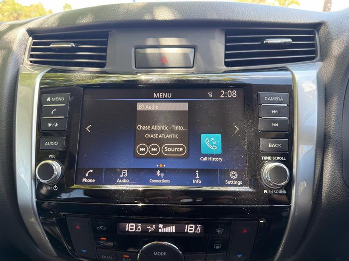 2025 Nissan Navara ST-X