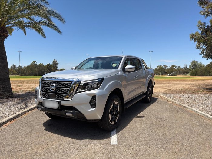 2025 Nissan Navara ST-X