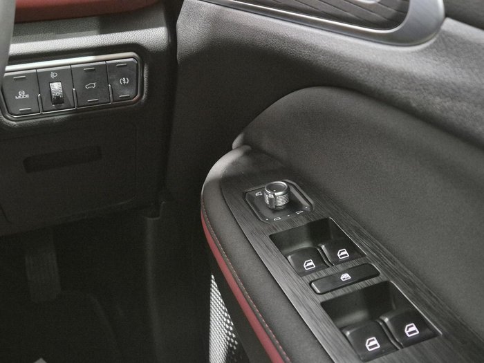 2023 GWM Ora GT ES11 Glacier Blue/Black roof