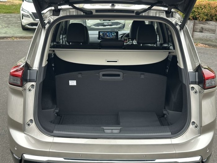 2025 Nissan X-TRAIL TI-L E-POWER