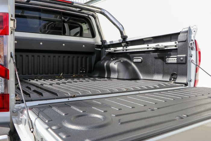 2025 Nissan Navara ST-X DUAL CAB