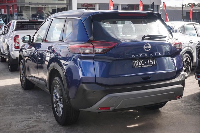 2025 Nissan X-TRAIL ST