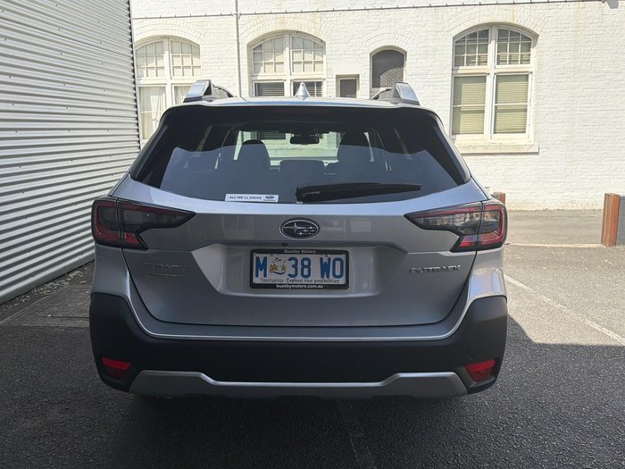 2025 Subaru Outback AWD Touring