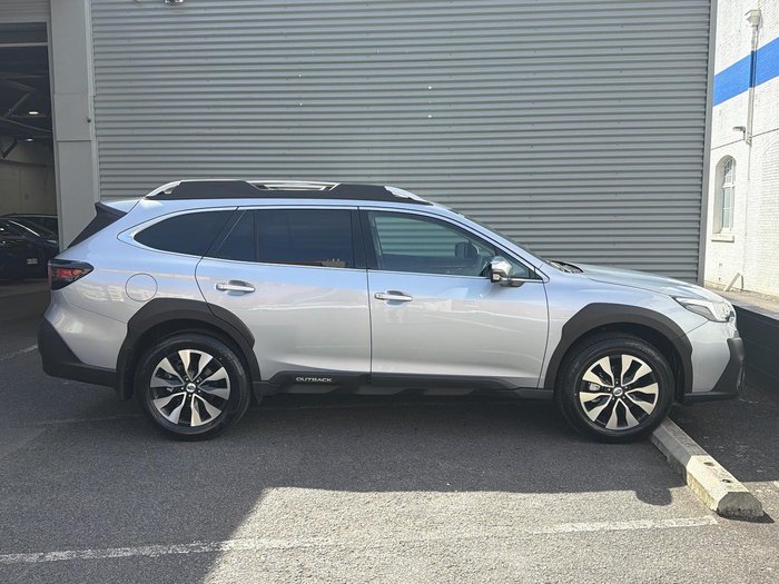 2025 Subaru Outback AWD Touring