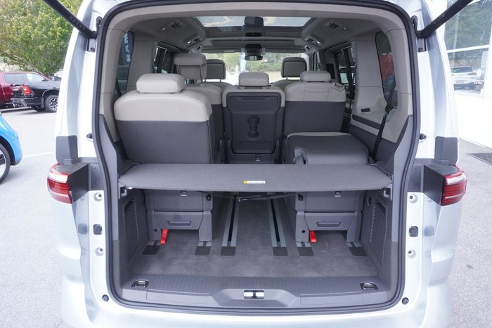 2025 Volkswagen Multivan TDI360 Life