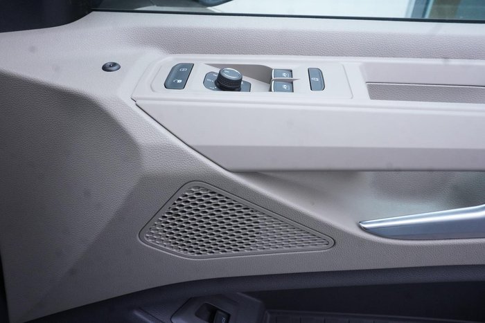 2025 Volkswagen Multivan TDI360 Life