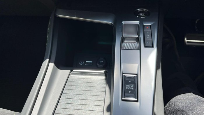 2025 Peugeot 308 GT Hybrid