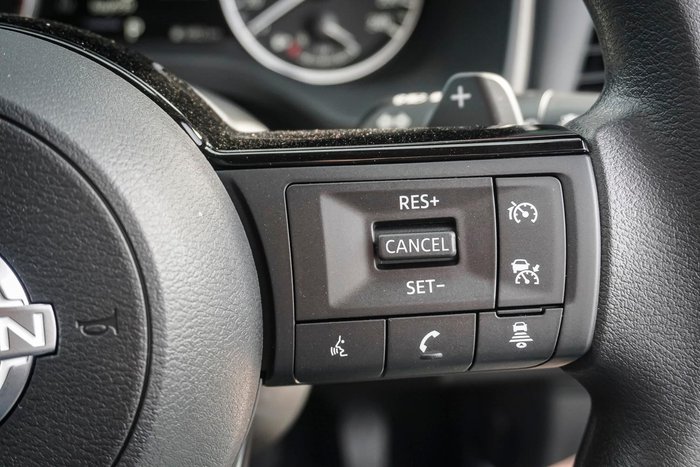 2025 Nissan X-TRAIL ST