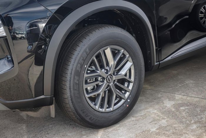 2025 Nissan X-TRAIL ST