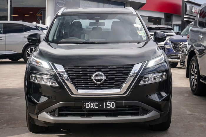 2025 Nissan X-TRAIL ST