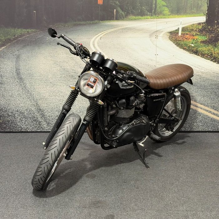 2012 Triumph BONNEVILLE Black