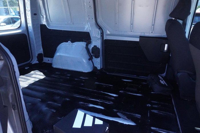 2023 Hyundai STARIA LOAD