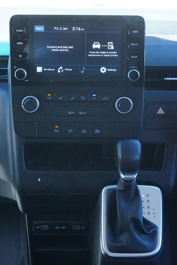 2023 Hyundai STARIA LOAD