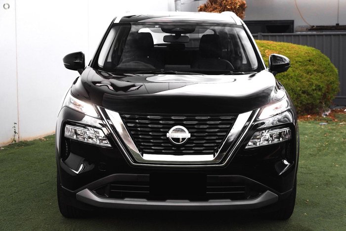 2025 Nissan X-TRAIL ST