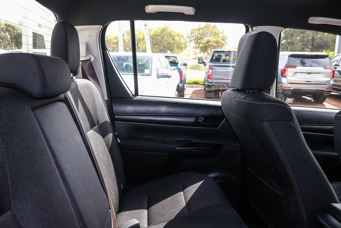 2021 Toyota Hilux SR