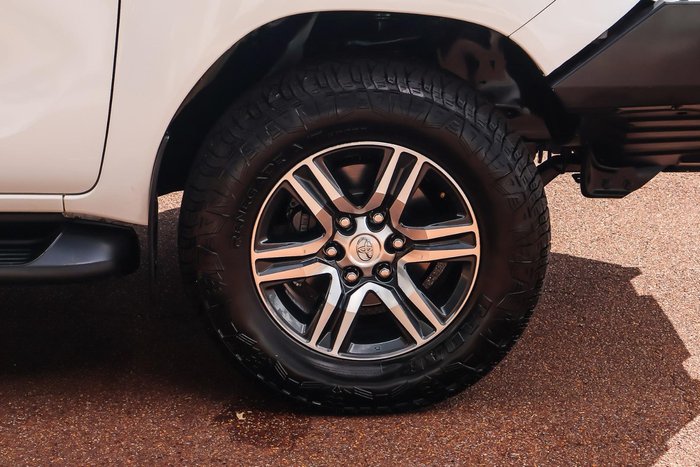 2021 Toyota Hilux SR