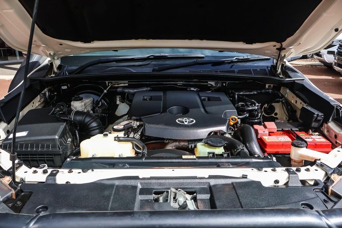 2021 Toyota Hilux SR