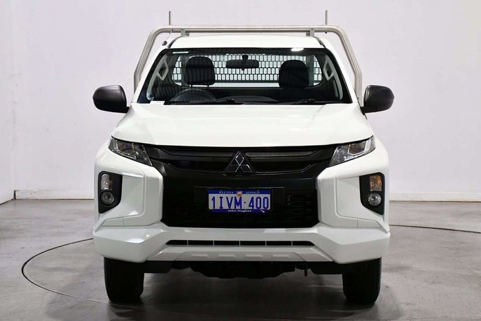 2022 Mitsubishi Triton GLX