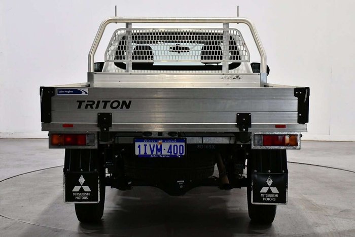 2022 Mitsubishi Triton GLX