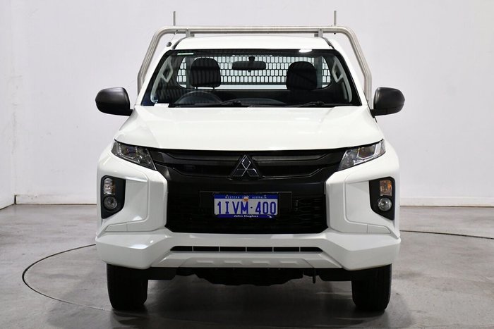 2022 Mitsubishi Triton GLX