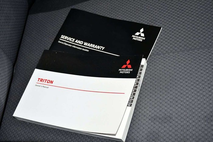 2022 Mitsubishi Triton GLX