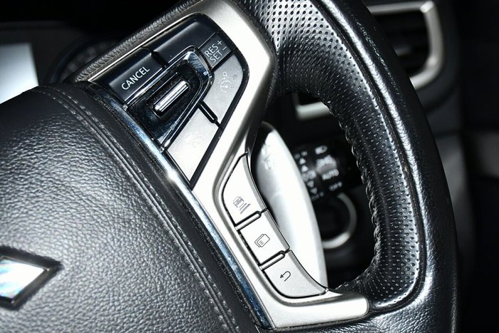 2019 Mitsubishi Pajero Sport Black Edition