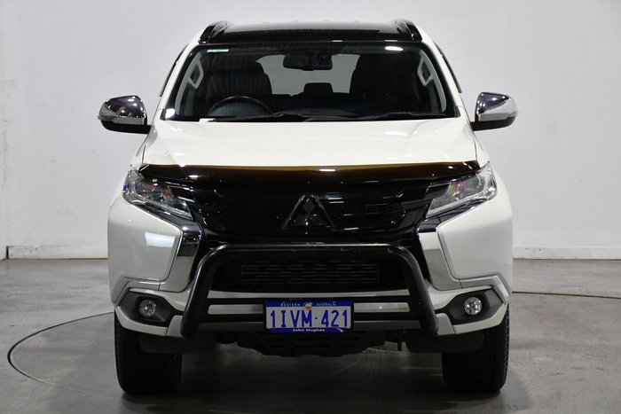 2019 Mitsubishi Pajero Sport Black Edition
