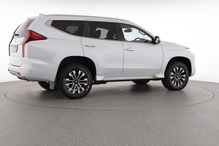 2021 Mitsubishi Pajero Sport Exceed