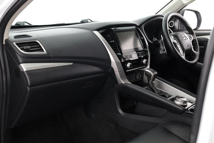 2021 Mitsubishi Pajero Sport Exceed