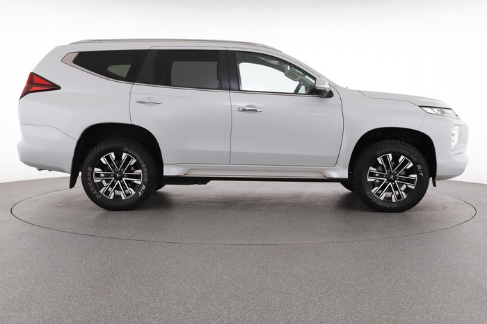 2021 Mitsubishi Pajero Sport Exceed