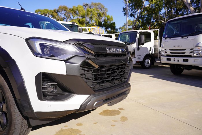 2025 Isuzu D-MAX X-TERRAIN