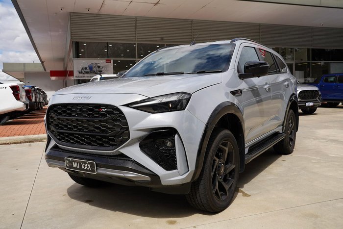 2025 Isuzu MU-X X-TERRAIN