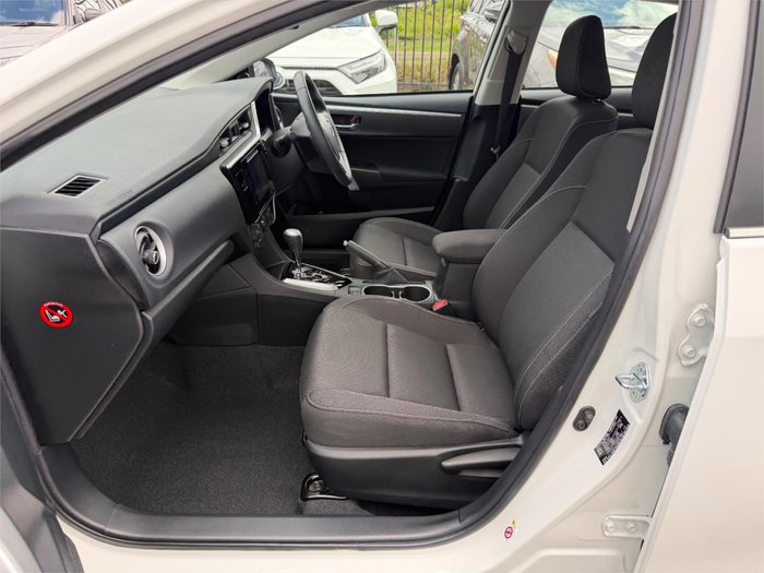 2018 TOYOTA COROLLA SX