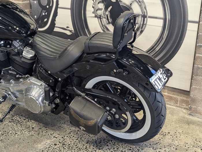 2022 Harley-Davidson Softail Standard 107 (FXST) Softail Black