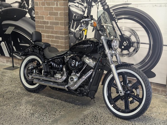 2022 Harley-Davidson Softail Standard 107 (FXST) Softail Black