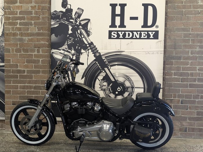 2022 Harley-Davidson Softail Standard 107 (FXST) Softail Black