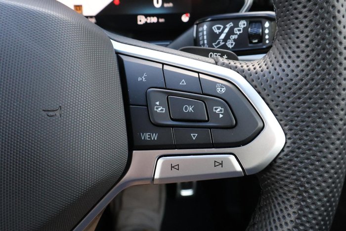 2025 Volkswagen Touareg R