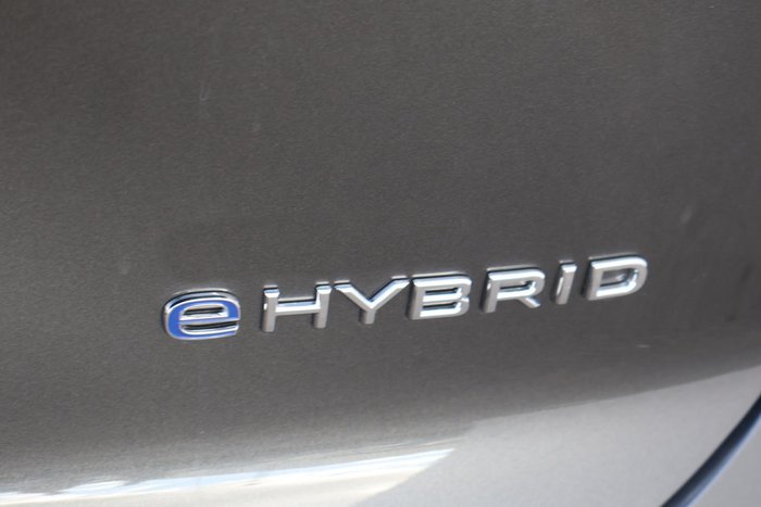 2025 Volkswagen Touareg R